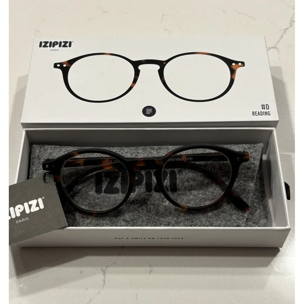 IZIPIZI READING #D Reading Glasses for Women and Men Round 1.5 Tortoise